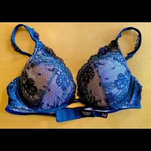 Two bras, 36B.  Victoria Secret and Warner’s.